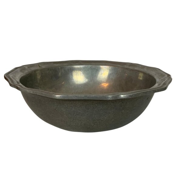 Vintage Wilton Armetale Queen Anne Satin 10in Round Vegetable Bowl Pewter Server - Picture 1 of 4